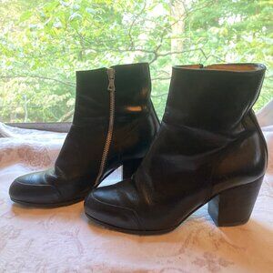 Dries Van Noten Women's black Leather Ankle Booties 8973 Size 36